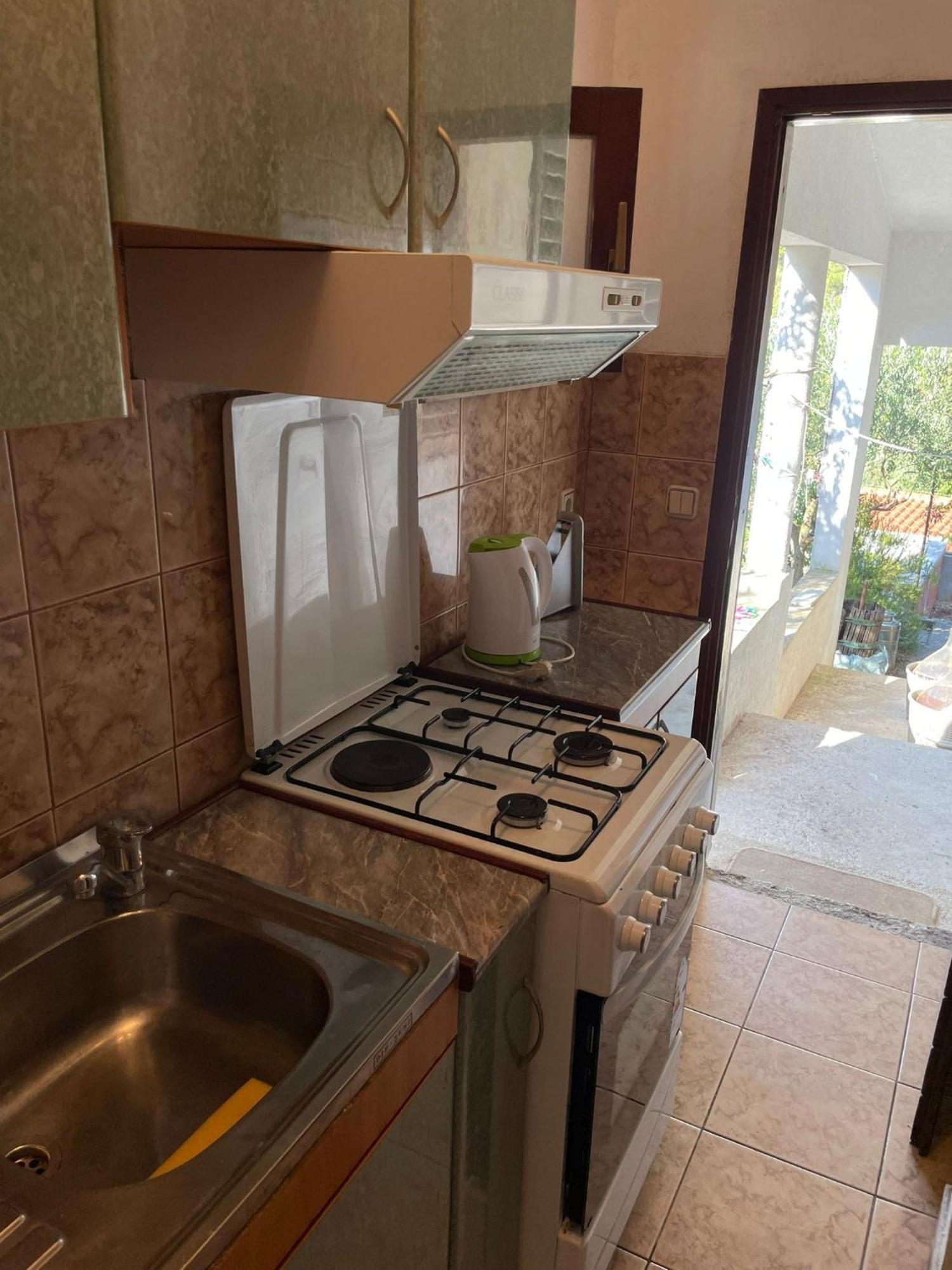 Apartments By The Sea Cove Donja Kruscica - Donja Krusica, Solta - 15636 Grohote Room photo
